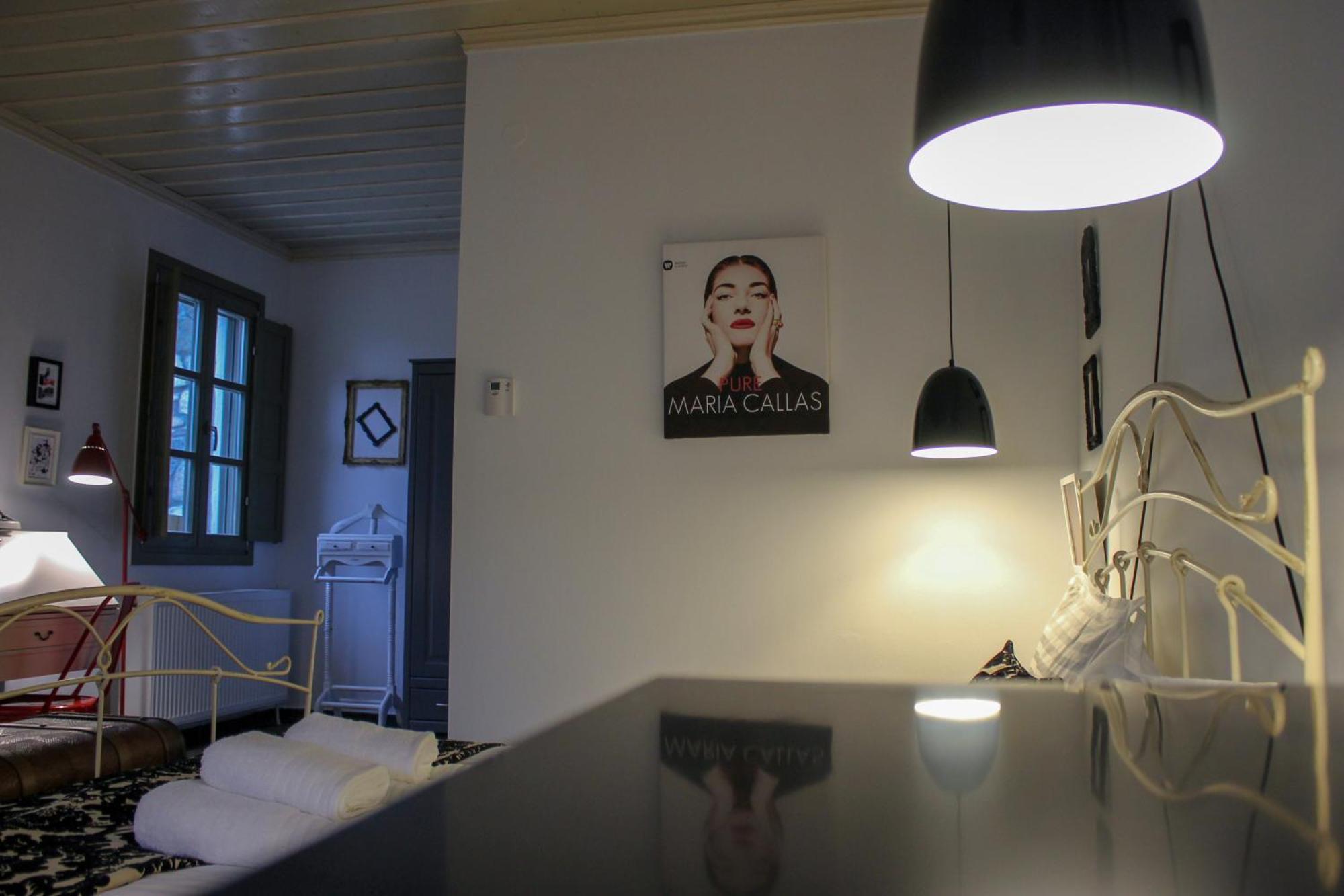 Oikies Art Rooms Ángistron Eksteriør billede